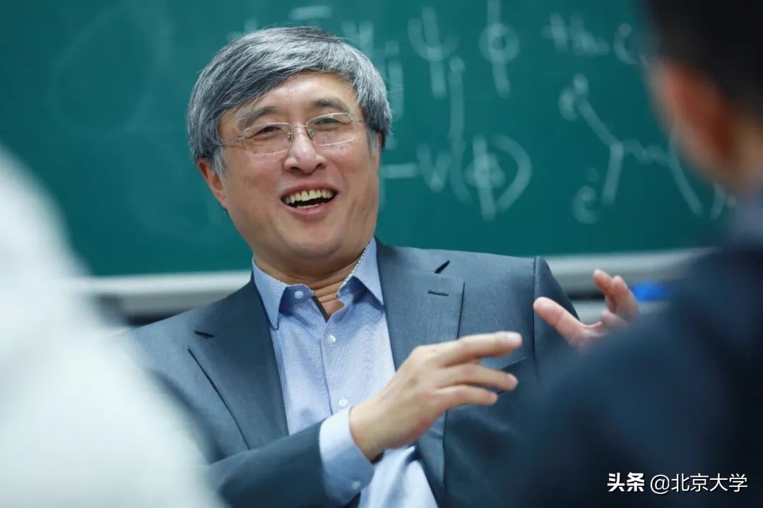 北大最厉害物理院士,北大院士谈物理
