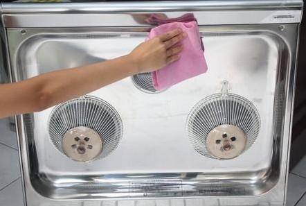 洗抽油烟机用什么小妙招,家里的油烟机打不开怎么清洗