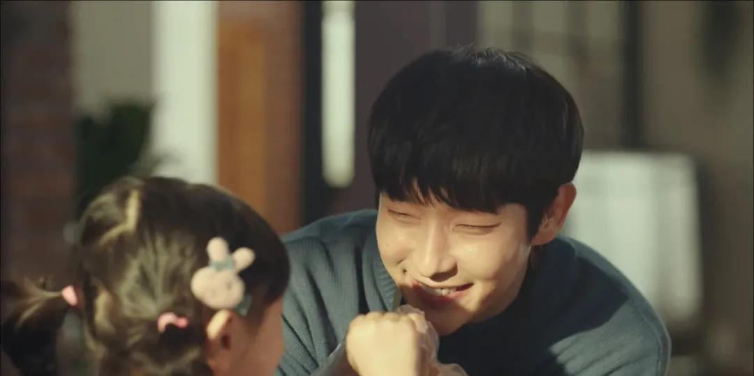 首播飙到9.0，明明可以靠脸吃饭的李准基，一上来就让人后背发凉