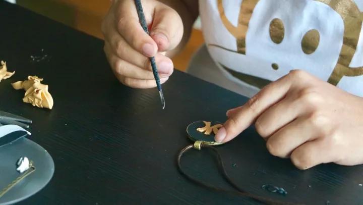 软陶手工作品挂件首饰,纯手工软陶首饰