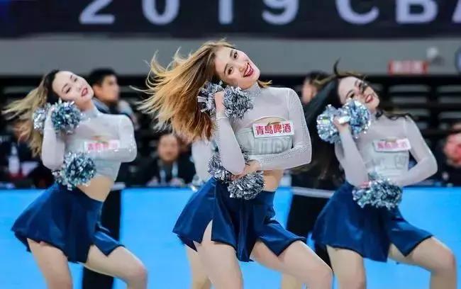 cba拉拉队最漂亮女神,李易峰cba打篮球视频
