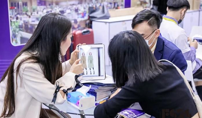 80后清北学霸夫妻放弃百万年薪创立淘宝女装品牌如今市值超56亿