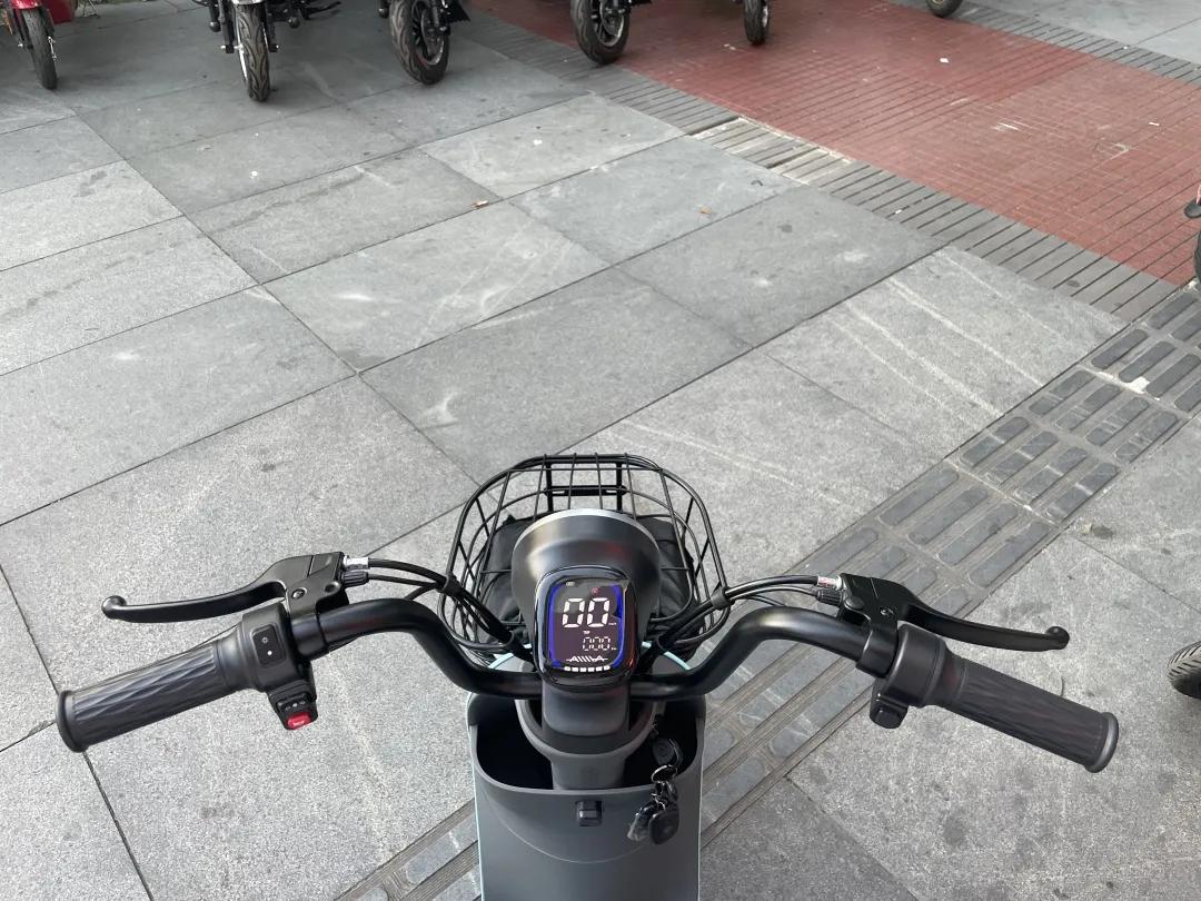 骑上小熊引擎迷你GO：2499，不烧骨油