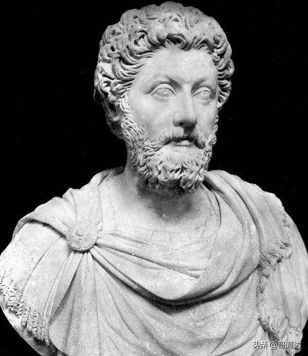 沙丘小说哪几部值得看,沙丘这本书值得一读吗