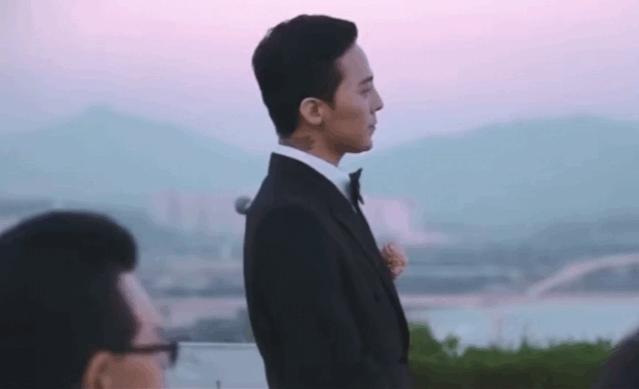 被代购和黄牛称为「财神爷」的男人强势回来了