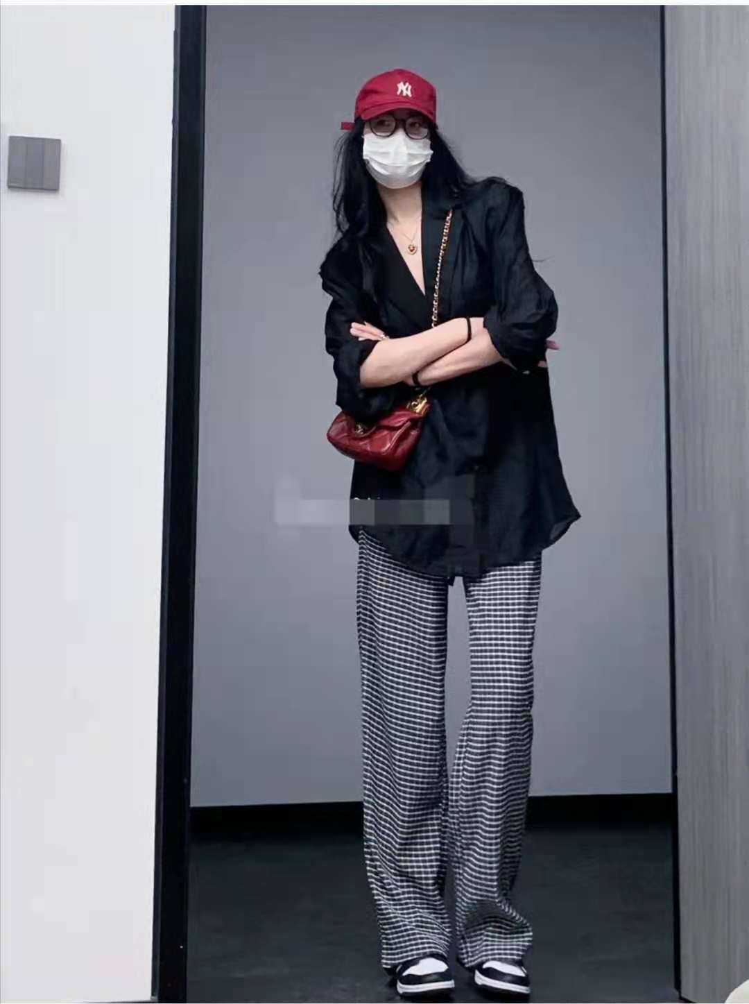 早秋怎么穿搭好看,早秋衬衫鲨鱼裤怎么搭配好看