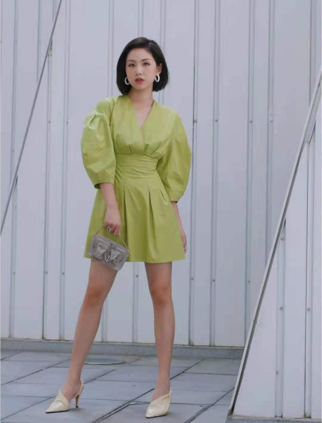 冬天如何穿衣服有气质,女人穿衣服有气质是啥意思