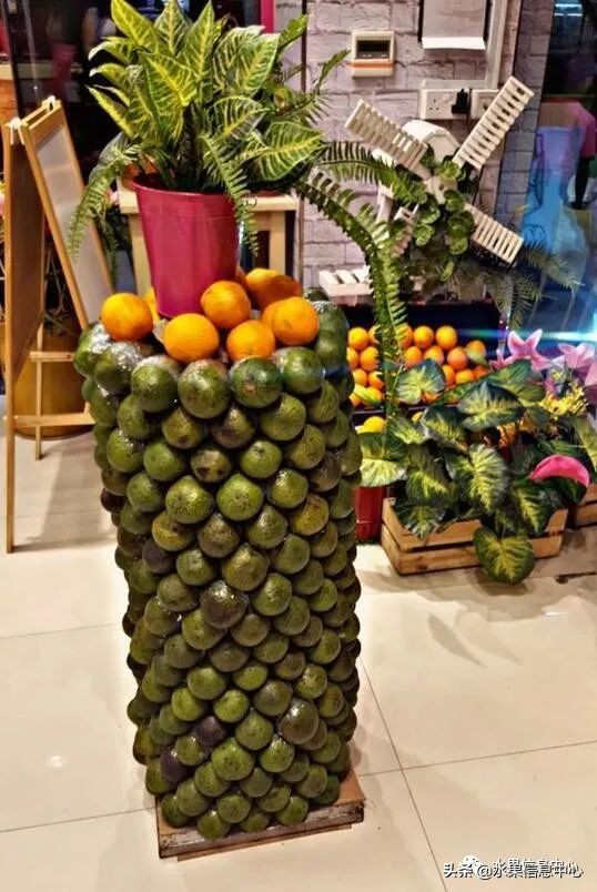 迪拜中国水果店,都说迪拜遍地黄金
