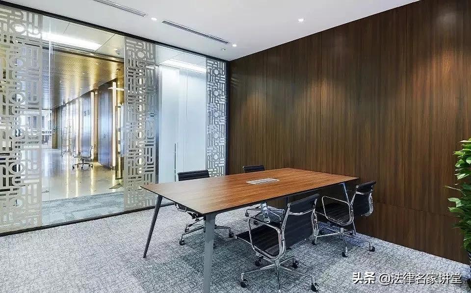 盘点那些颜值超高的警察,国内外顶尖律所