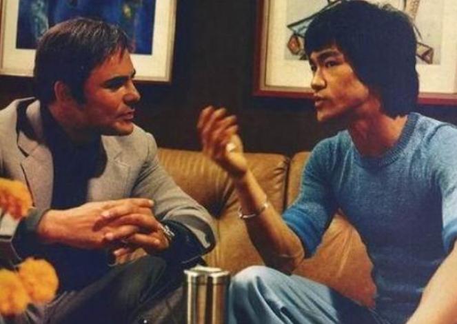 李小龙死后徒弟反应,李小龙临死前的怪异举动