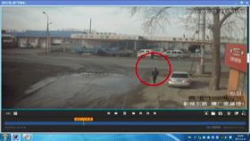 女子独自走夜路，遭陌生男子尾随“猥亵”