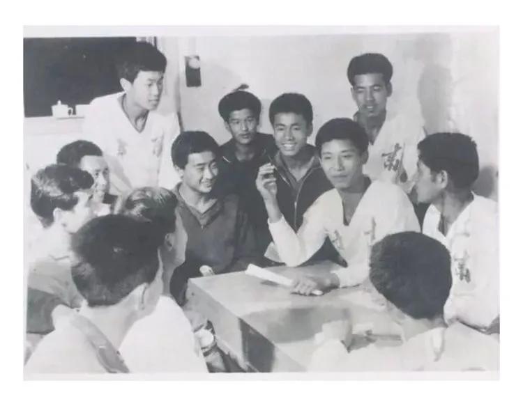 深切缅怀老宗师,缅怀足球教练