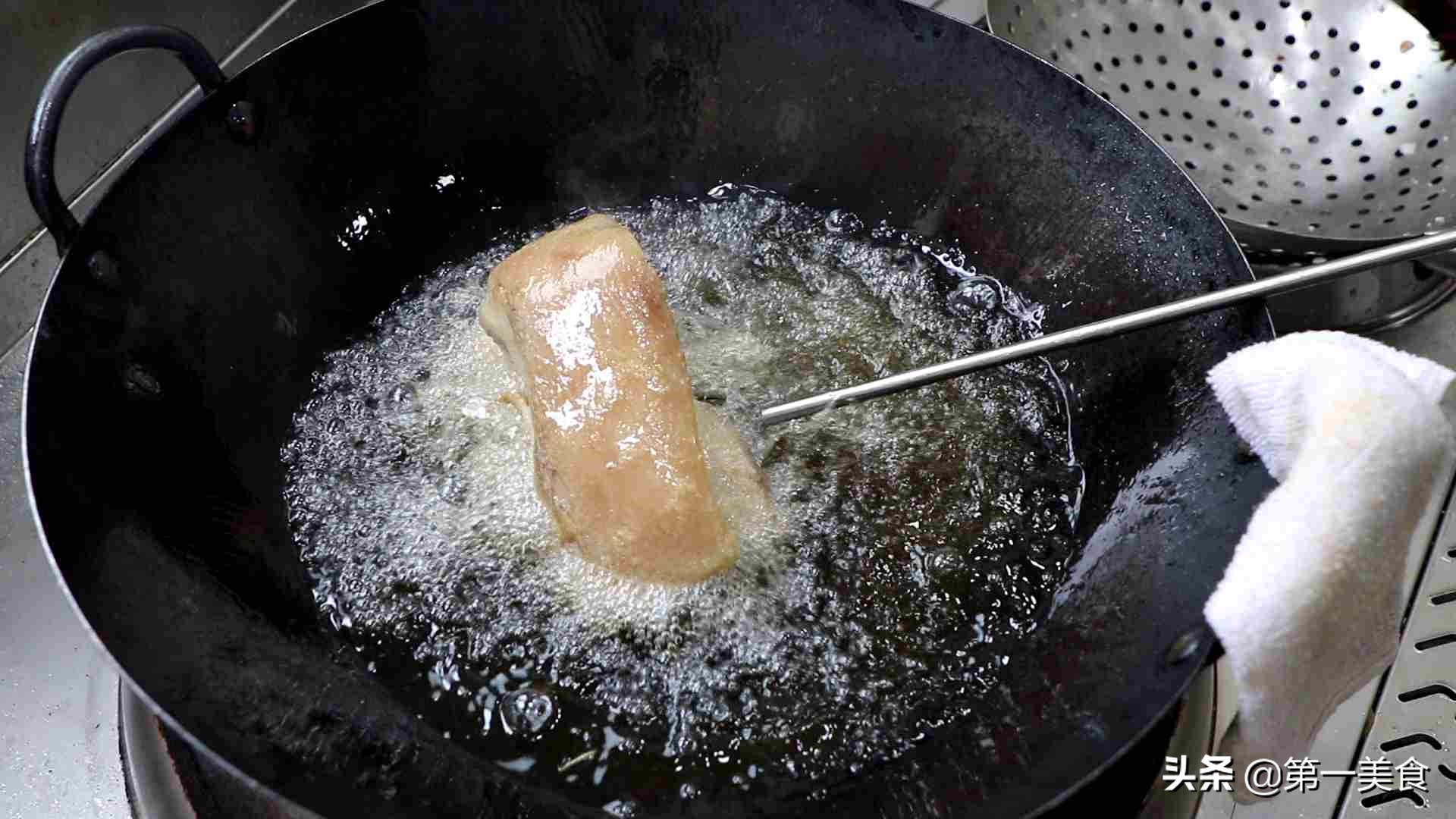 厨师长秘制红烧肉配方,大厨教你红烧肉正确做法鲜香不腥