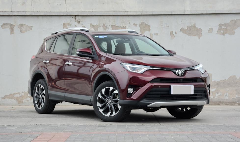 丰田经典老车型suv哪个性能更出色,最皮实耐用的丰田中型suv是哪款