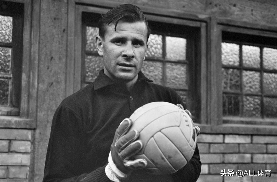 《法国足球》评最伟大10大门将！卡西仅排第8，榜首毫无悬念！