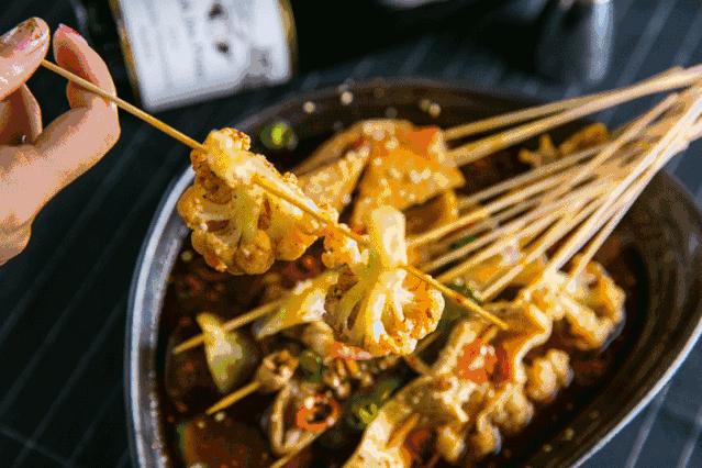 冷锅串串的市场前景,冷锅串串做什么营销吸引人