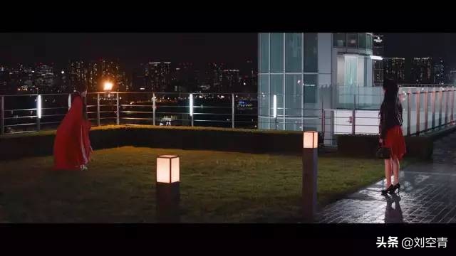 讲述换脸的电视剧,电影解说女人整容时的场景