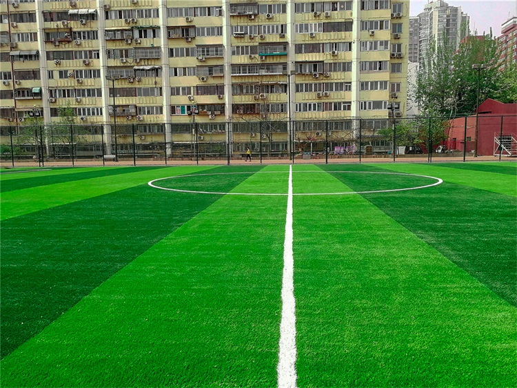 五人制足球场选哪种草坪,五人制足球场人造草坪铺设多少钱