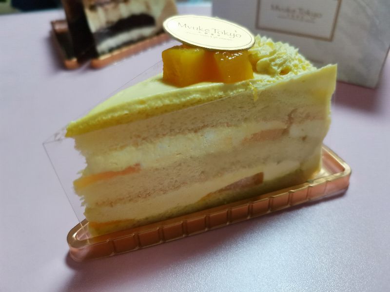 布歌东京蛋糕好吃吗,布歌东京的蛋糕一般多少钱