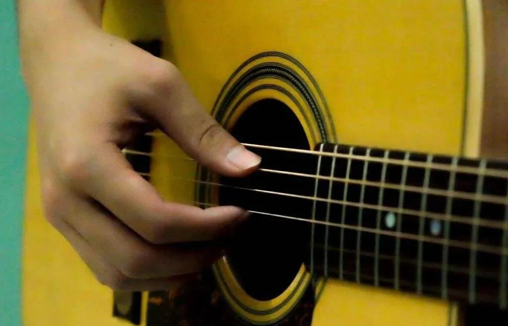 玩吉他真的好吗,玩吉他有出路吗