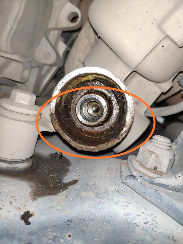 南昌福特翼虎底盘异响故障案例,福特翼虎方向机坏了要多少钱