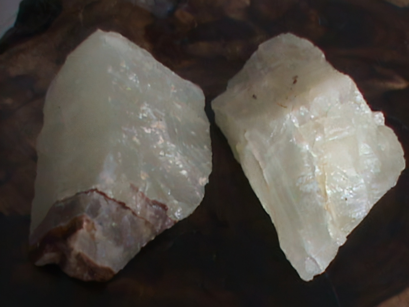 这4种“李鬼”都不是和田玉！莫要再“打眼”