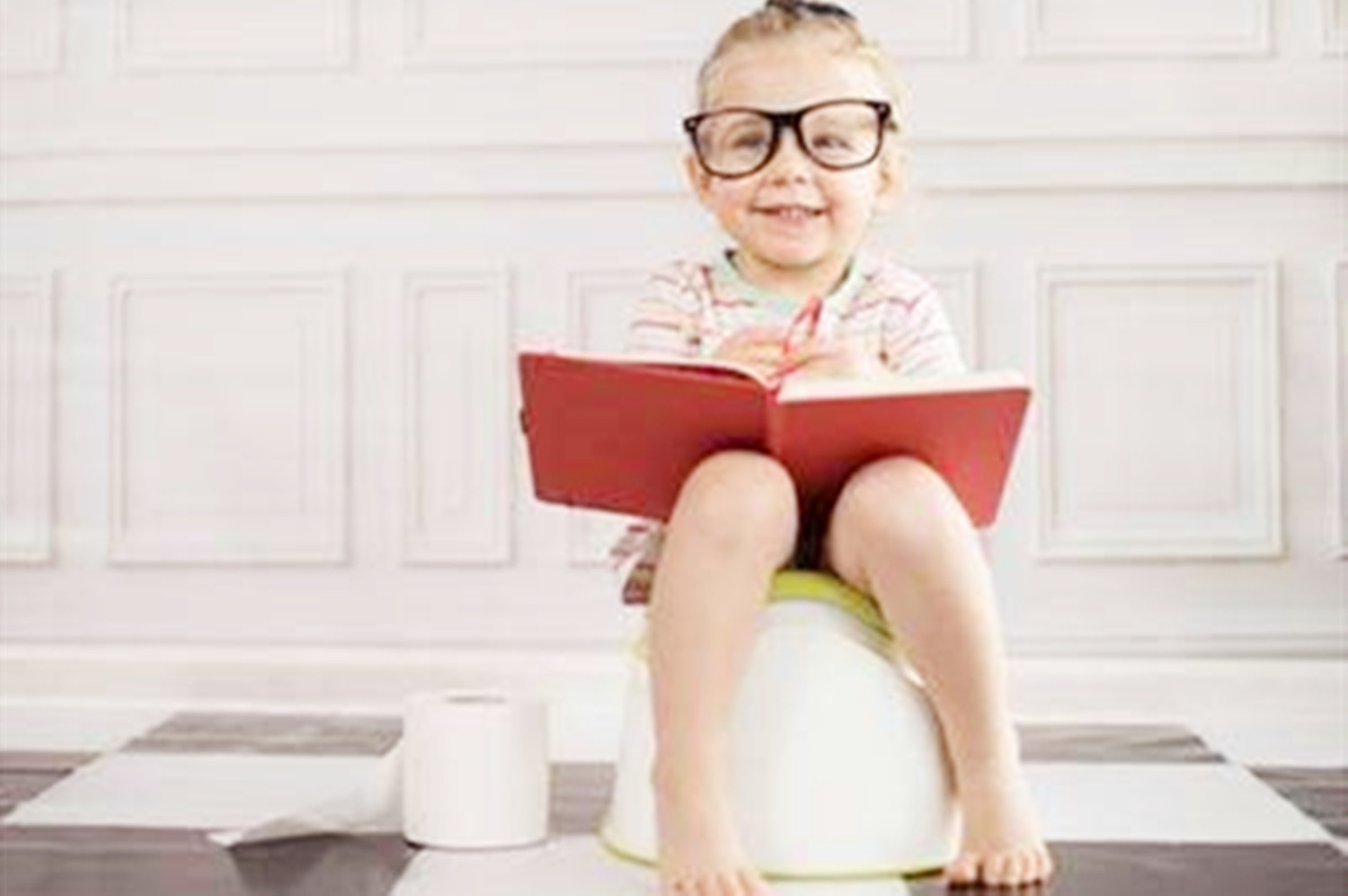 宝宝不愿坐马桶大便怎么办,宝宝不愿意蹲便怎么办