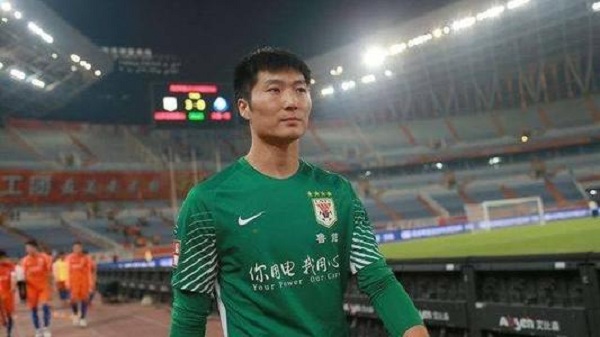 鲁媒称王大雷为“定时*弹炸**”，需要轮休冷静，怪不得争不过颜骏凌