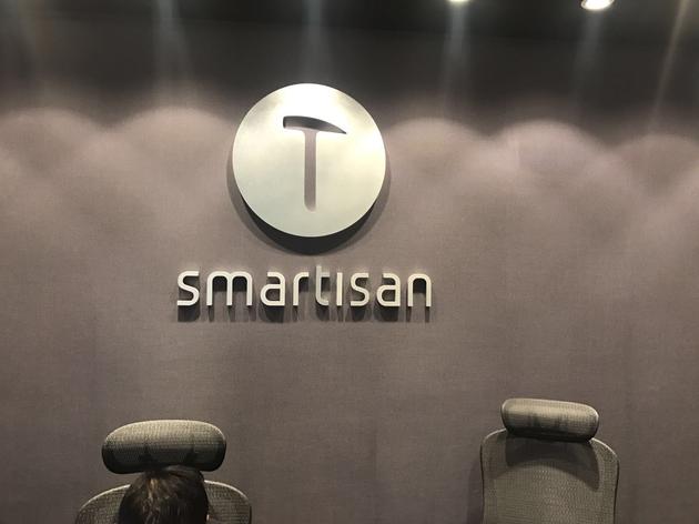 锤子辟了一年的谣，然而成都总部已变成华区国税局