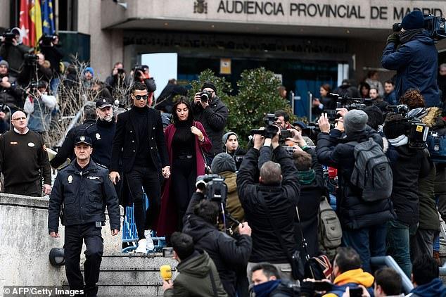 萨拉失联后遗体找到了吗,萨拉遇难前聊天