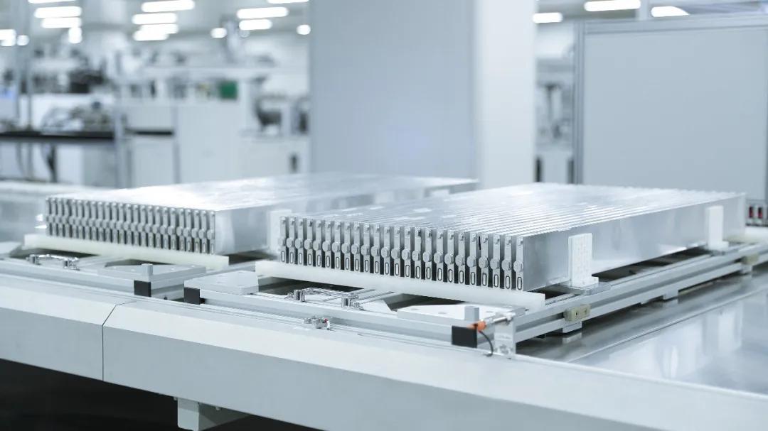 2013年比亚迪王传福早期采访视频,比亚迪老总王传福视察比亚迪4s店