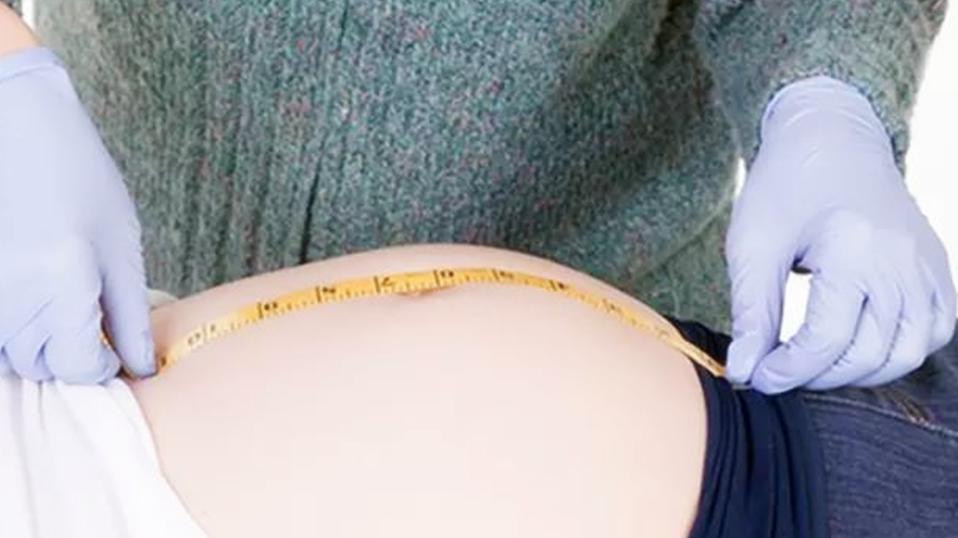 怀孕几个月就能明显的感受到胎动,怀孕胎动早好还是胎动晚一点好