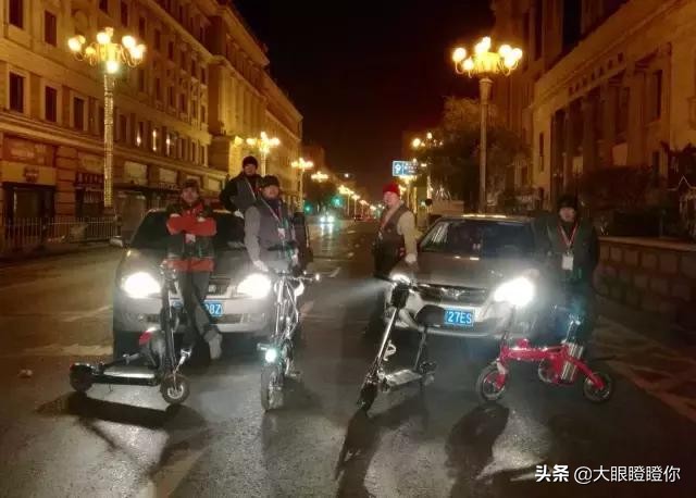 一个三线城市的代驾江湖，有人在歌唱，有人在谩骂，也有人在搏命