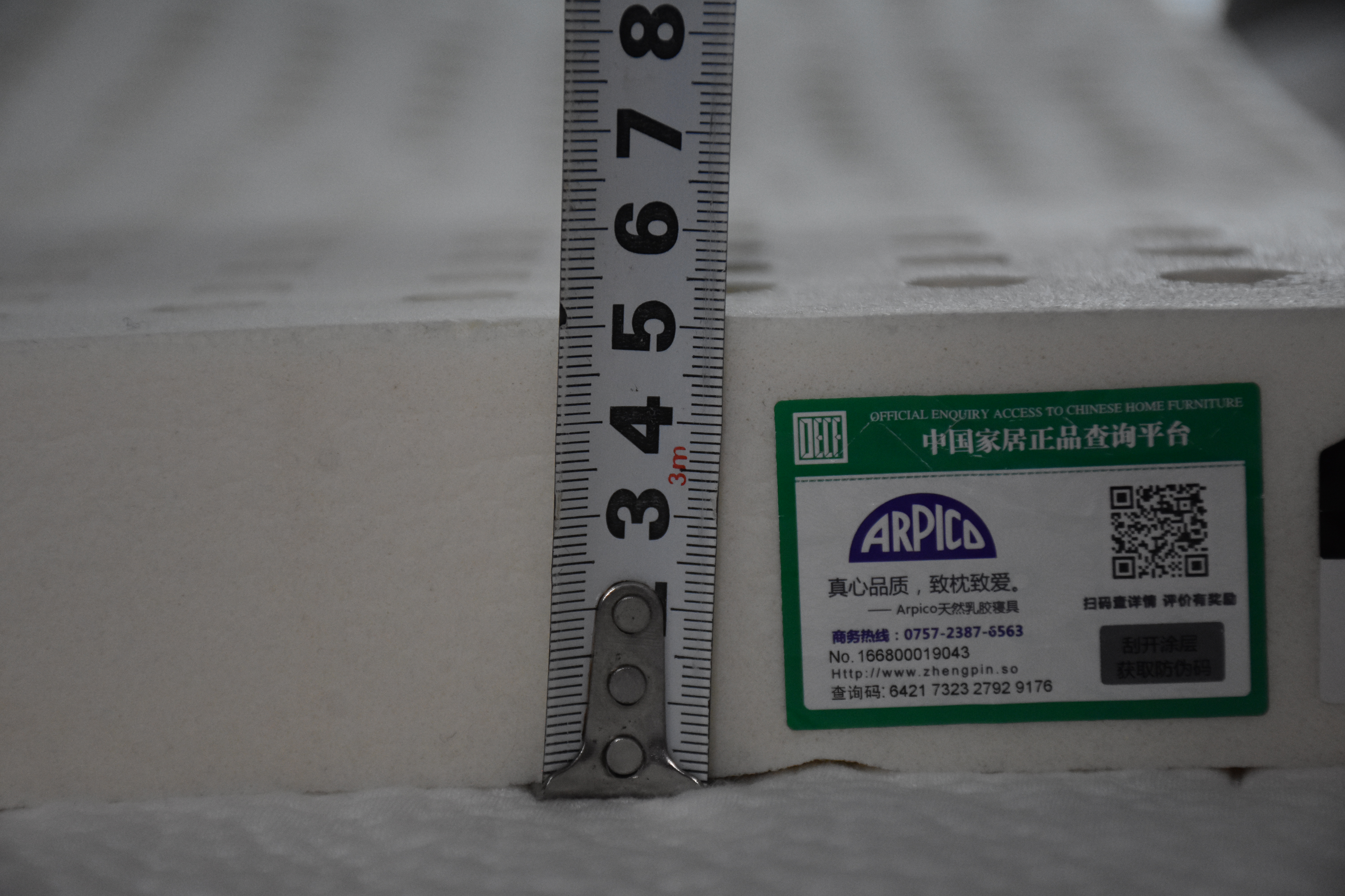 装修房子床垫怎么搞上去,乳胶床垫装修避坑