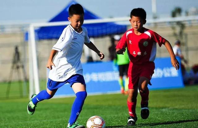 开展足球特色幼儿园方案,足球特色示范幼儿园简介