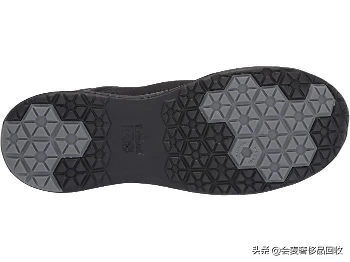 一双新鞋子的视频,一双好舒服的鞋子