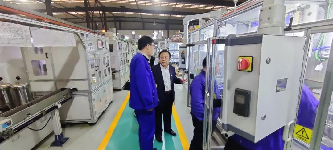 鍏氬彶瀛︿範鏁欒偛杩涗紒涓氬姙瀹炰簨,璁垮厛鐑堟晠閲屽姙瀹炰簨