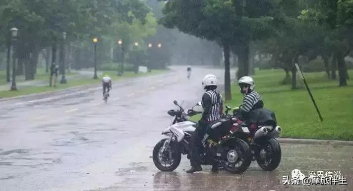 摩托车淋雨骑行中熄火,摩托车淋雨之后要注意什么