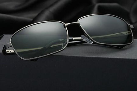 如何挑选好的太阳镜品牌,时下最流行的太阳镜有哪些