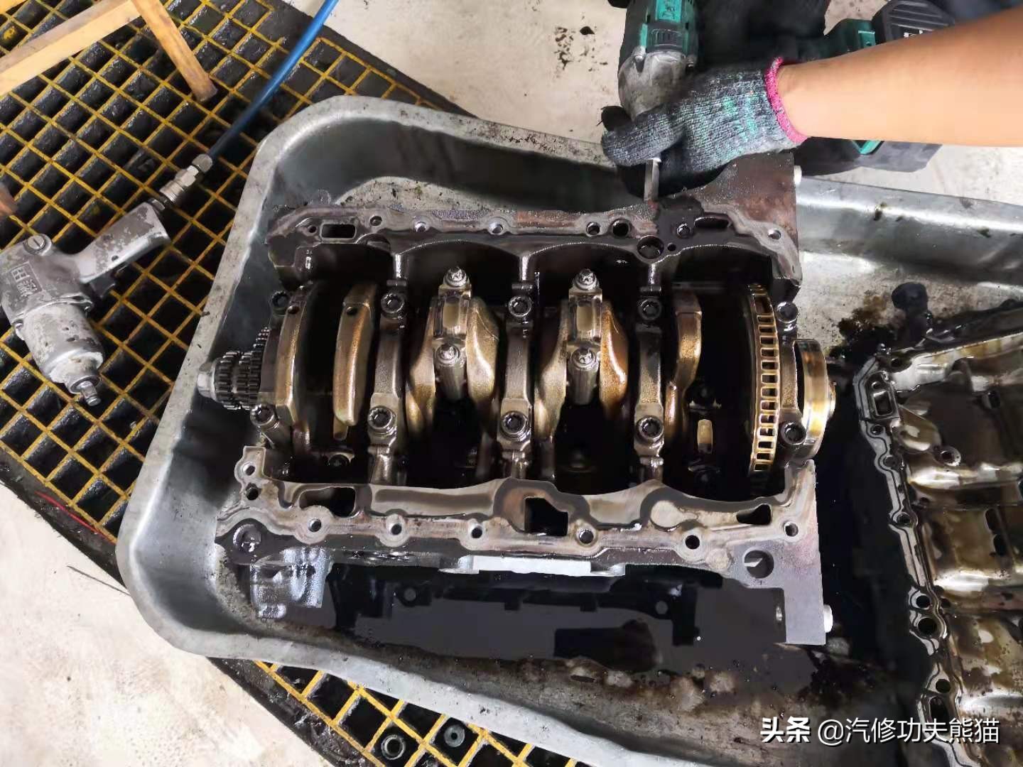 进口迈腾旅行版哪一款不烧机油,14年大众迈腾旅行版进口驾驶感受