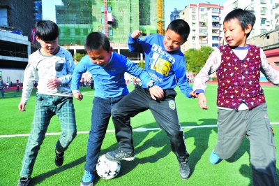 从牢笼到幸福的旅程,从牢笼到另一个牢笼