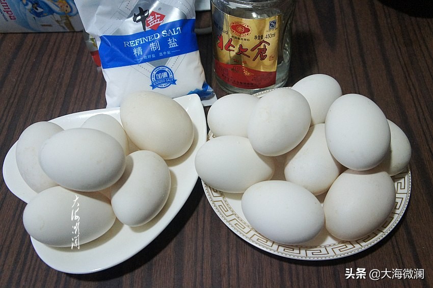 咸鹅蛋是煮还是蒸,咸鹅蛋怎么腌能出油