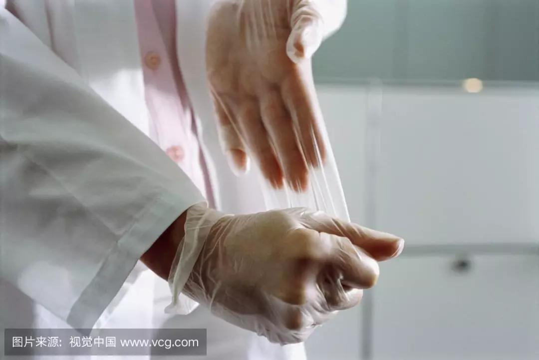 给抗疫前线医护人员的物资,为抗疫前线运送抗疫物资