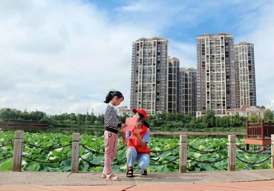 校园庆元旦教师联欢会,庆元旦迎新年教师联欢晚会