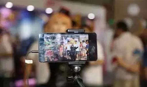 翡翠直播卖得最好平台有哪些,直播卖翡翠的正确方法