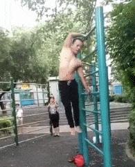 你根本想象不到民间健身有多狂野,你想象不到的健身方式