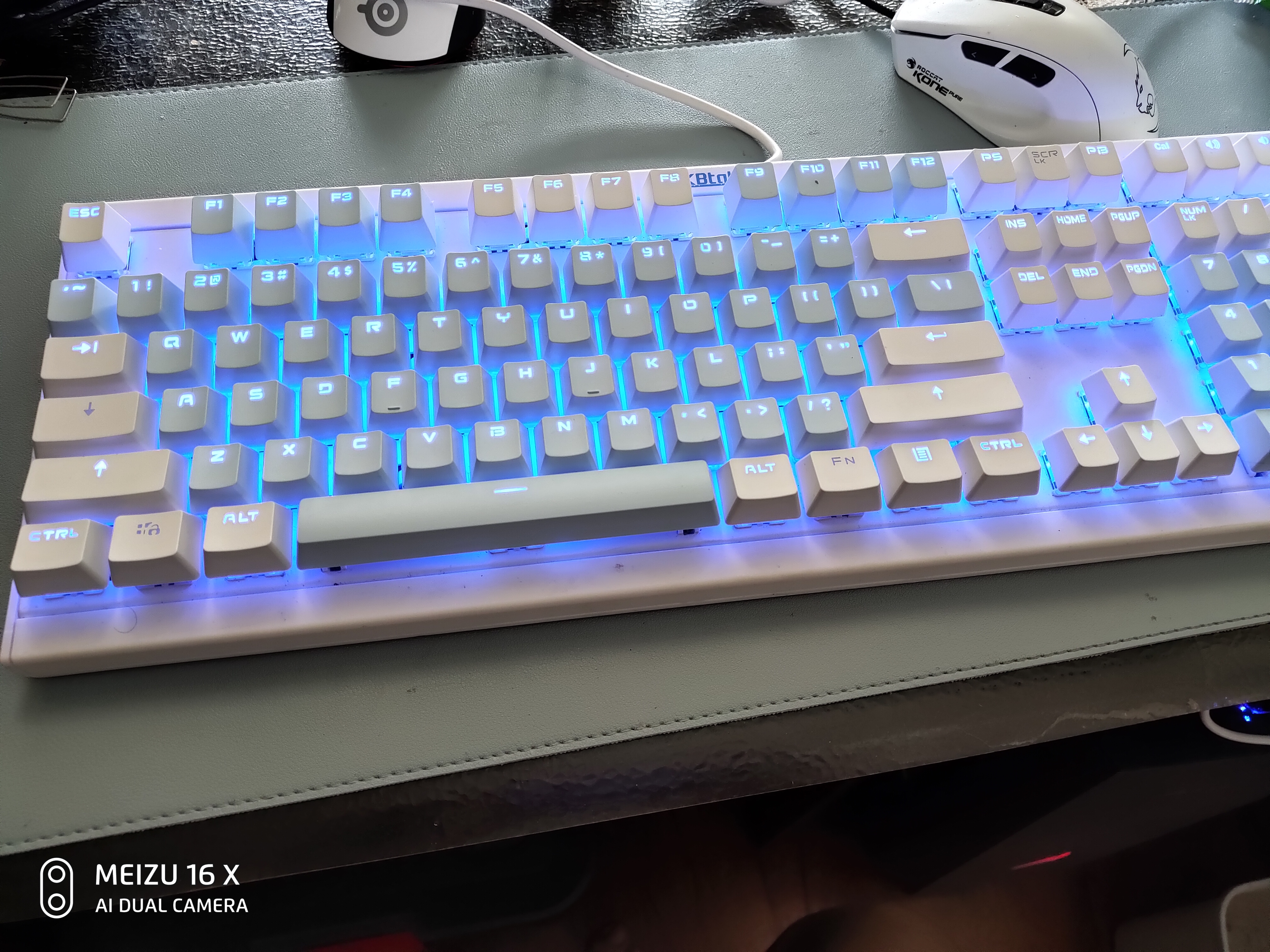 樱桃mx2.0和mx3.0键盘有什么区别,樱桃2.0机械键盘和罗技k845哪个好