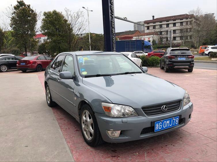 凌志is200改宽体,凌志is200跟250的区别