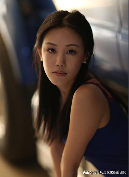 属于王姬的人生标签：皇城根儿下的北京大妞与永不退缩的坚强女人