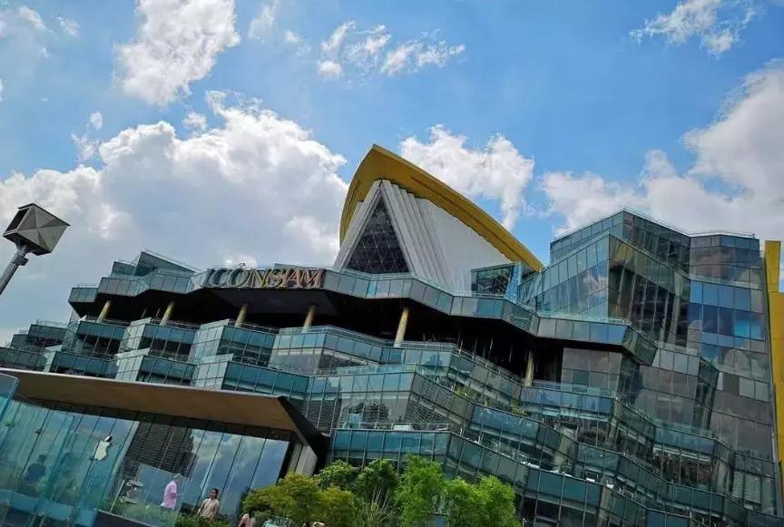 购物中心吸引人的特色,最有特色的购物中心大厅